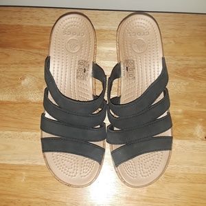 Croc wedges